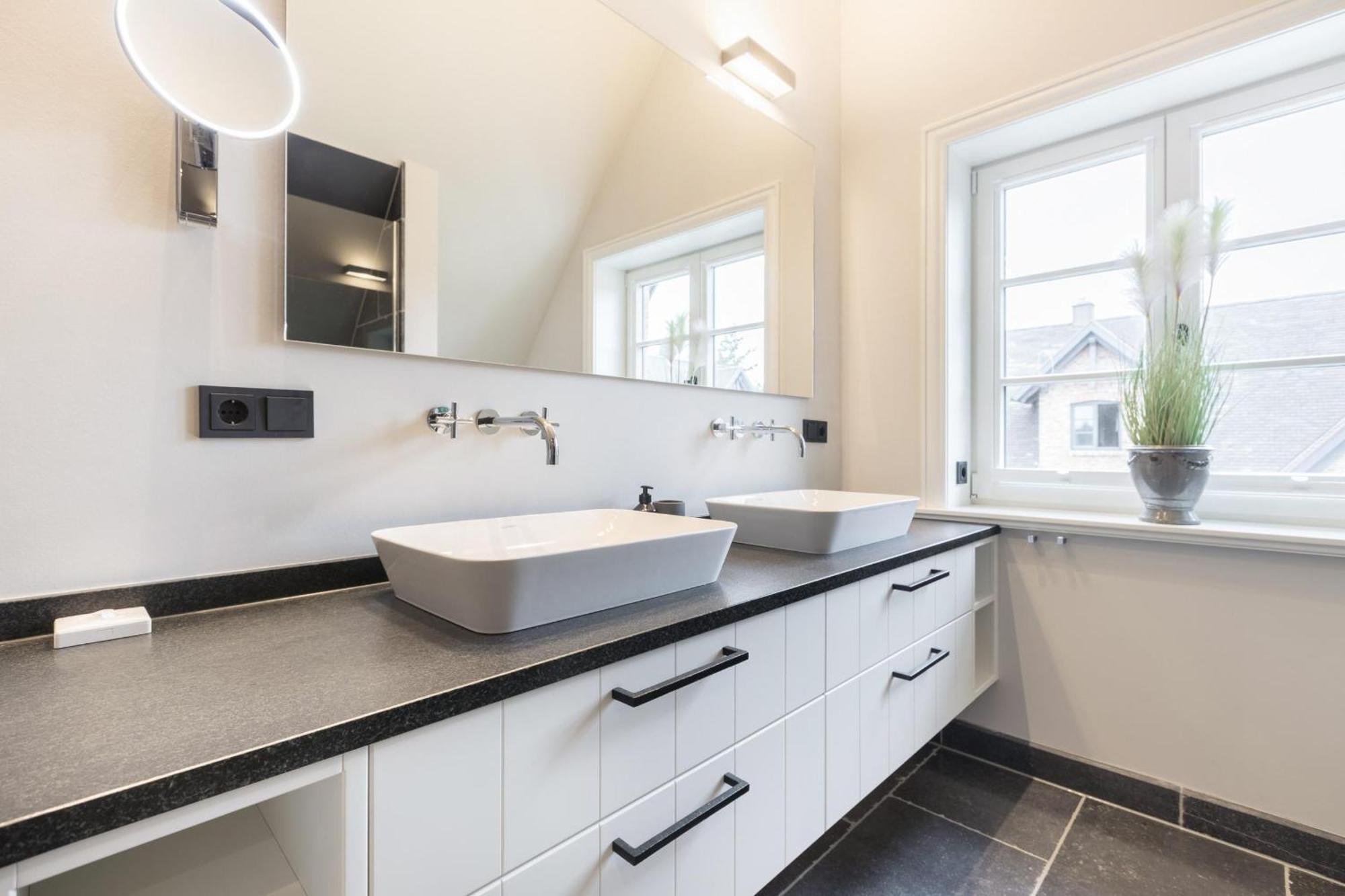 Ferienhaus Finoah - Leben, Luxus, Leichtigkeit Hinter Der Duene In Westerland Sylt Экстерьер фото